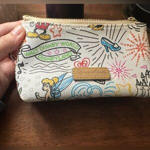 Dooney & Bourke Walt Disney Makeup Bag (nwot)